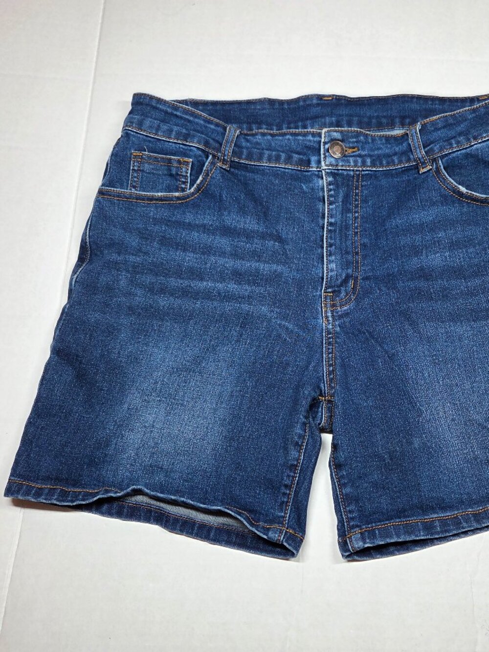 Timoteo Men’s Denim Shorts Size 34 Dark Wash Fitted Stretch 5 Pockets EUC